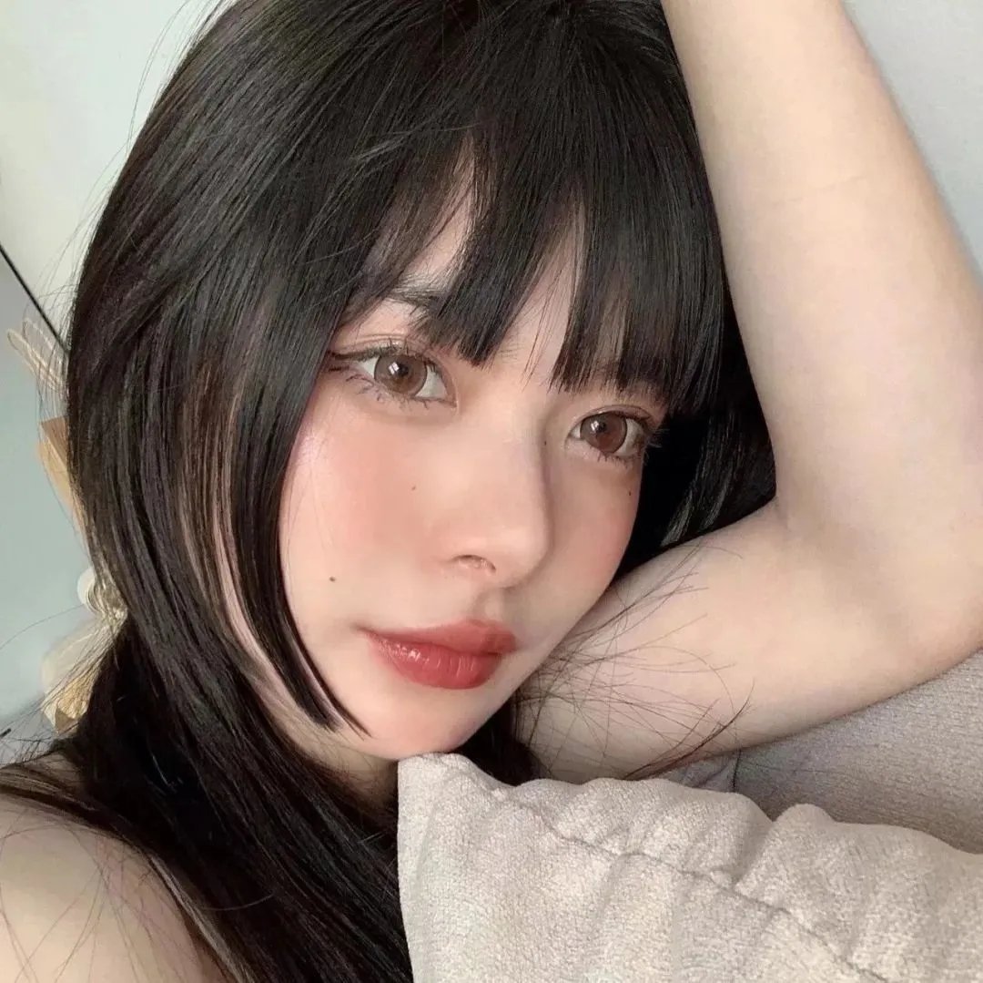 《九重阙月》海报